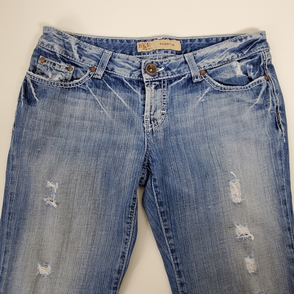 Bke Sabrina  bermuda style factory distressed shorts size 28 - Picture 11 of 16